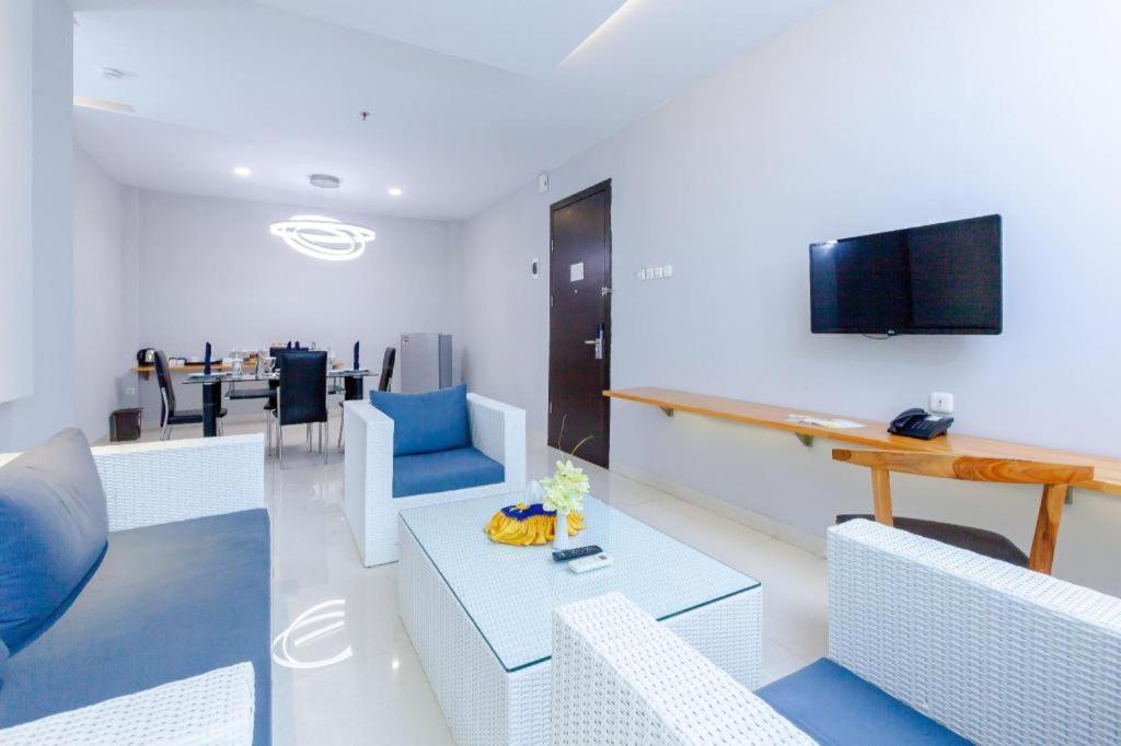 The Royal Idi Hotel Idirayeuk Εξωτερικό φωτογραφία