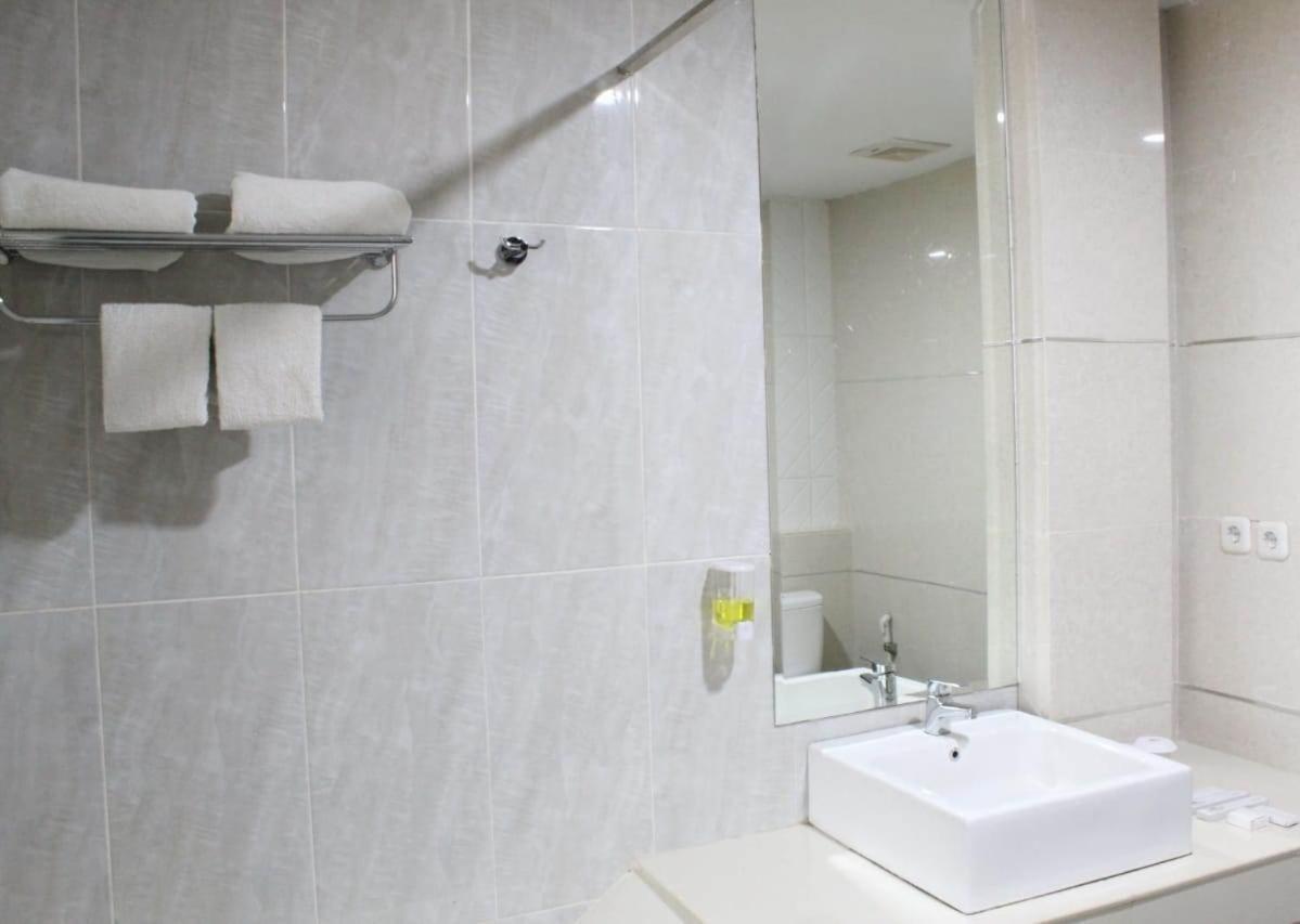 The Royal Idi Hotel Idirayeuk Εξωτερικό φωτογραφία