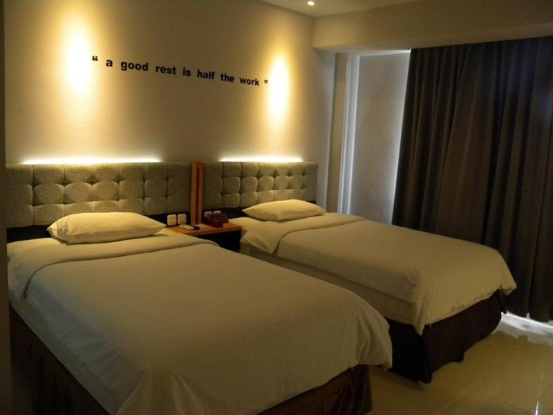 The Royal Idi Hotel Idirayeuk Εξωτερικό φωτογραφία